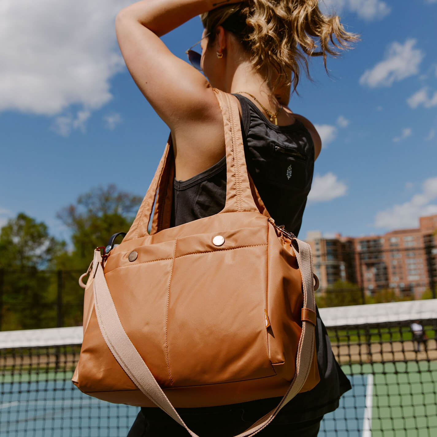 ALL IN ONE Tote in CaRefiber recycled nylon - Dune - Image 2