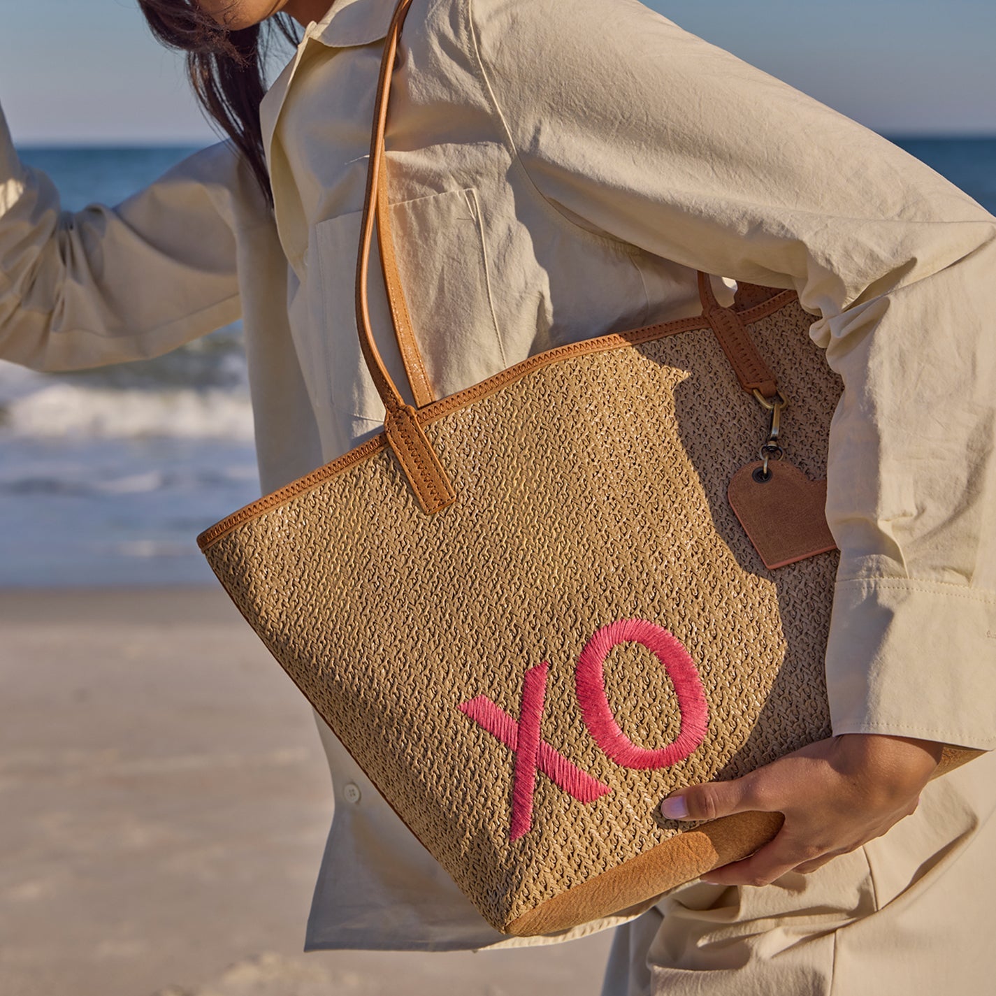 All That Tote In Woven Straw - Meadow Woven Straw - Image 4