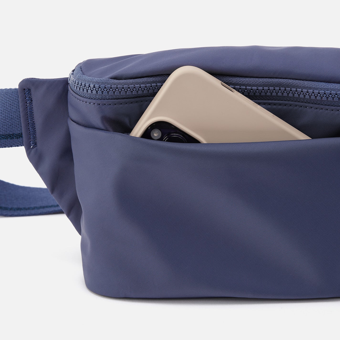 BE HOLD Belt Bag in CaRefiber recycled nylon - Stone - Image 10