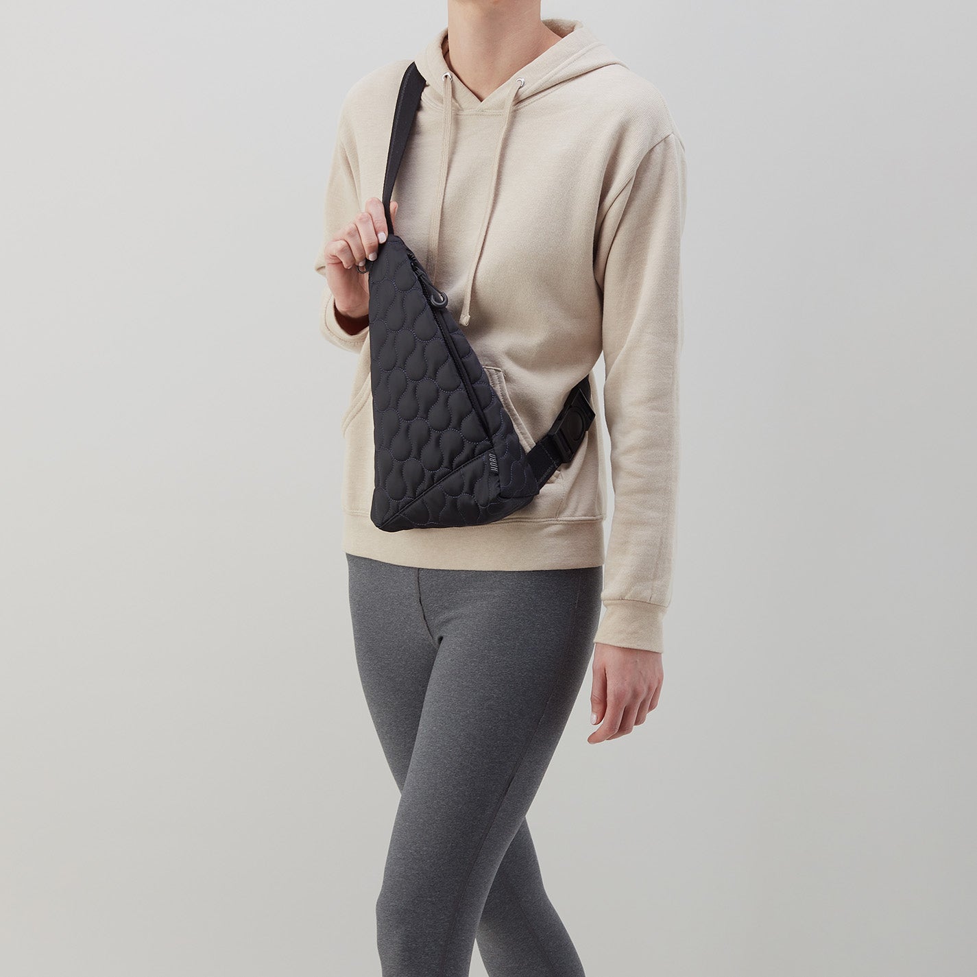 SURE THING Sling in CaRefiber recycled nylon - Stone - Image 8