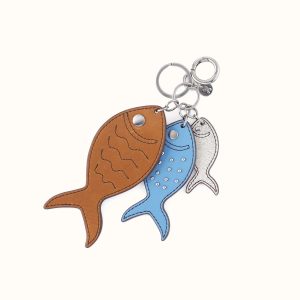 Triple Catch Key Fob in Polished Leather - Truffle