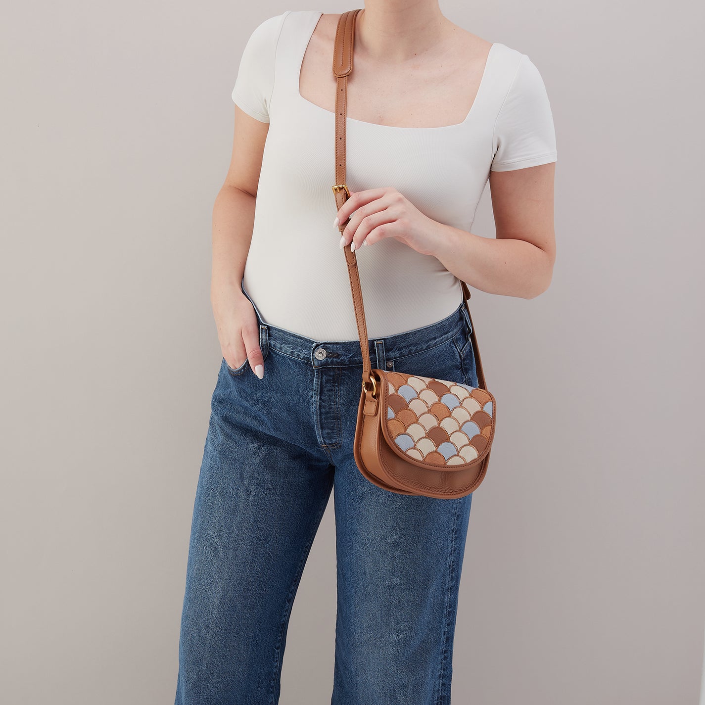 Kiva Small Crossbody In Pebbled Leather - Timber Brown - Image 4