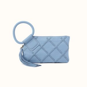 Sable Wristlet In Cloud Leather - Bluebell