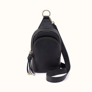 Cass Small Sling In Pebbled Leather - Black