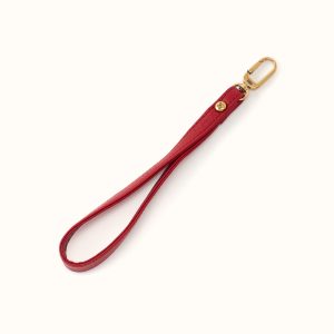 Grip Wristlet Strap in Pebbled Leather - Scarlet