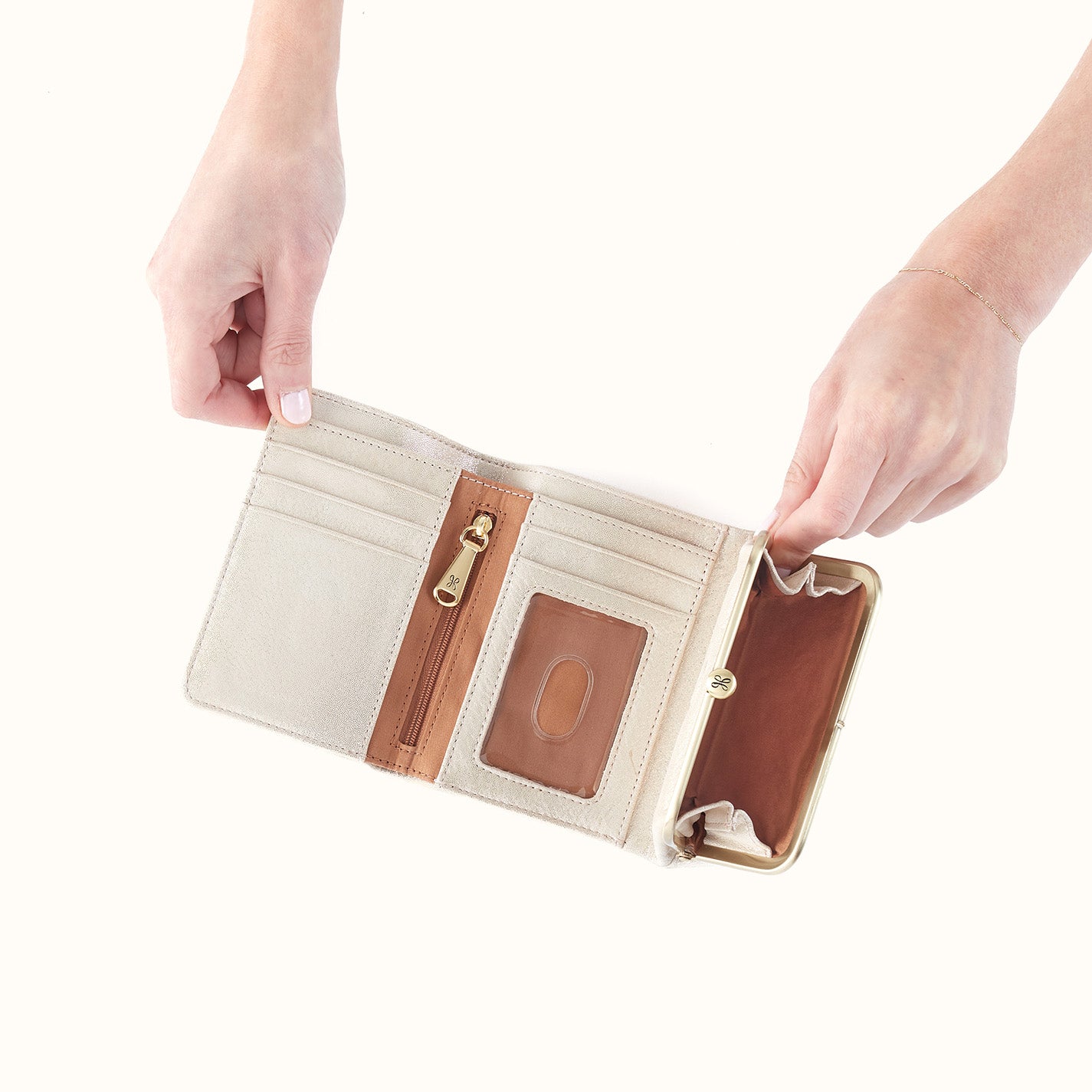 Robin Compact Wallet in Metallic Leather - Sand Shimmer - Image 2