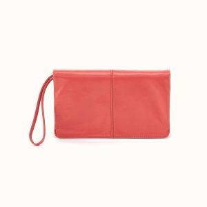 Evolve Wristlet In Polished Leather - Pink Mirage